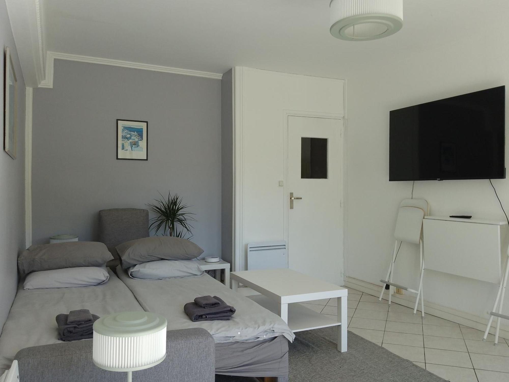 Apartment Downtown *