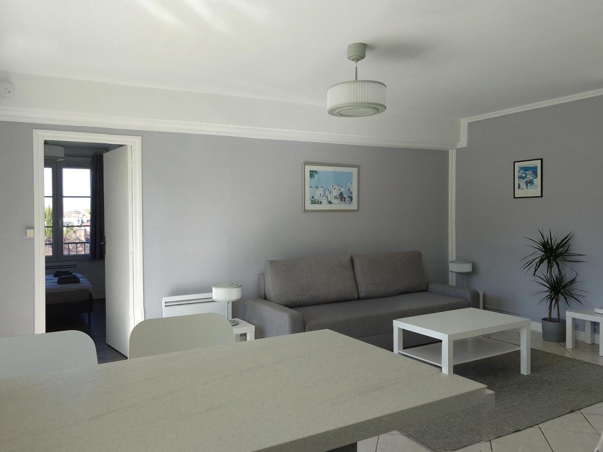 Apartment Downtown Caen