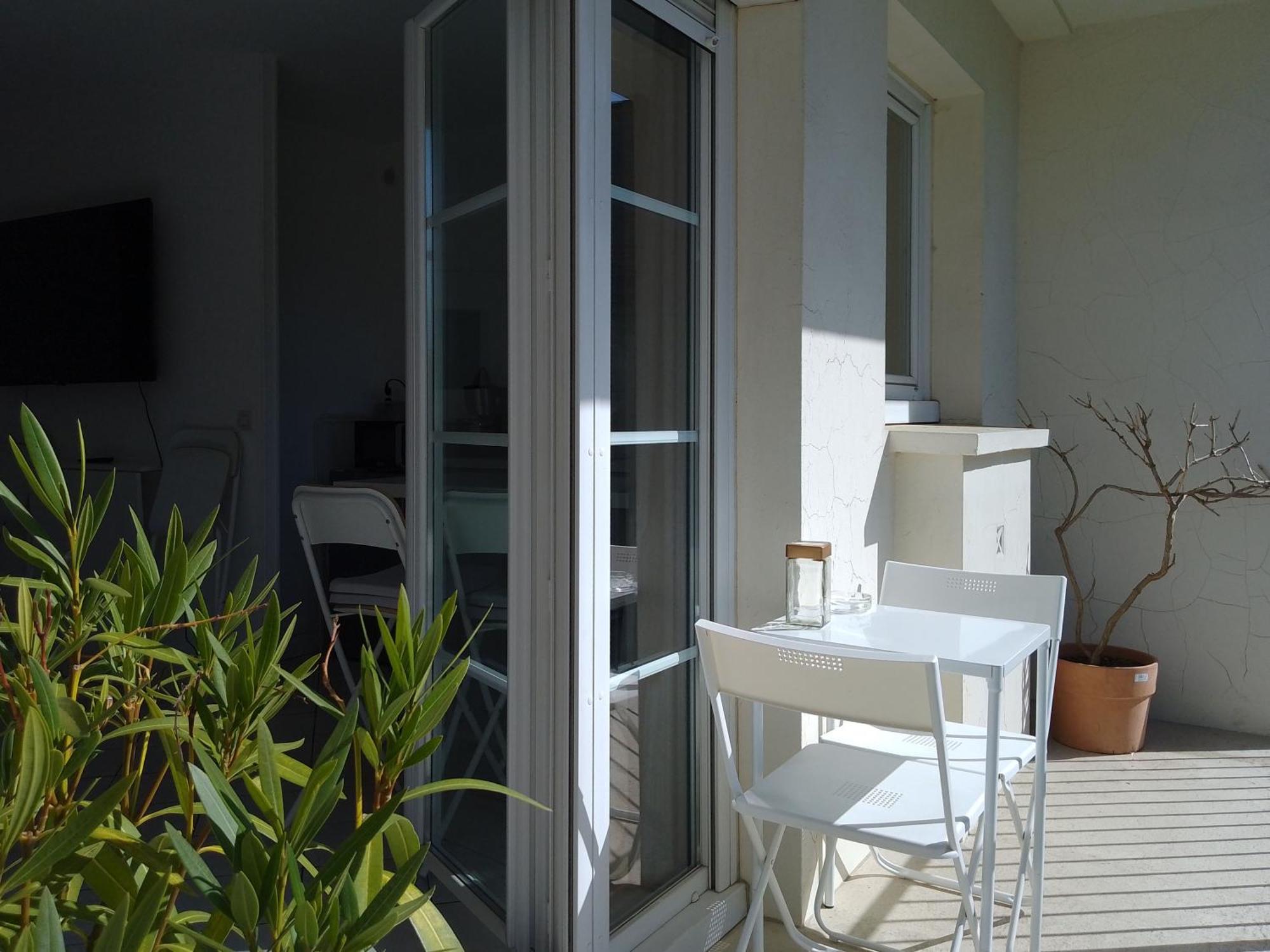 Apartment Downtown Caen